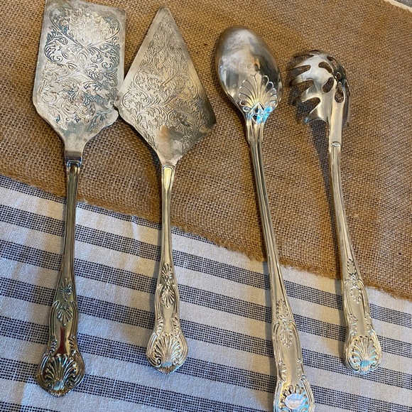 Vintage Silver Plated Serving Utensils - Picture 5 of 8